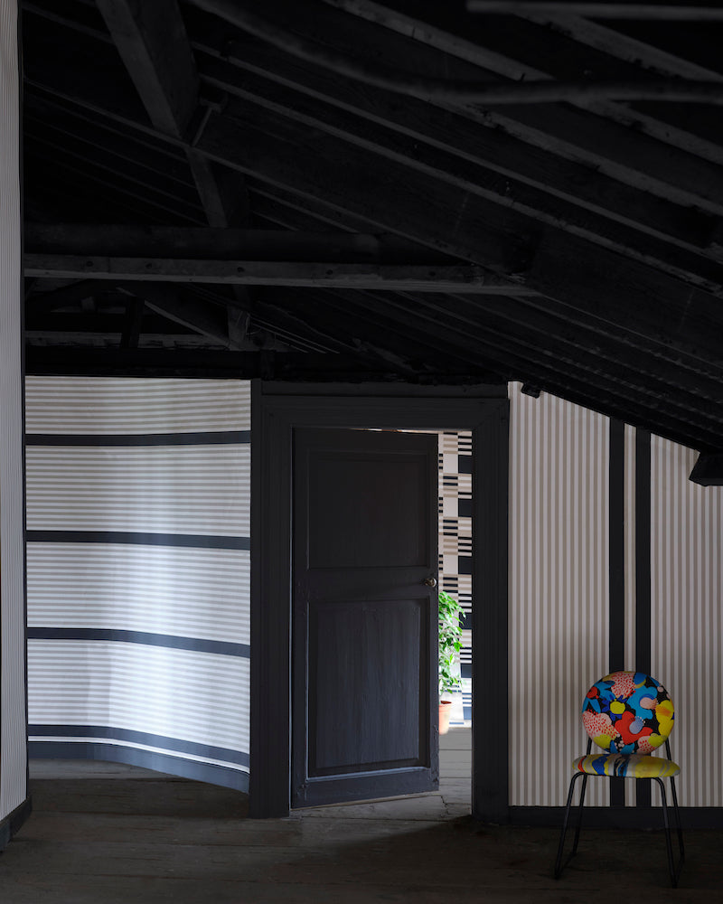Carte Blanche: Liquorice No.CB10