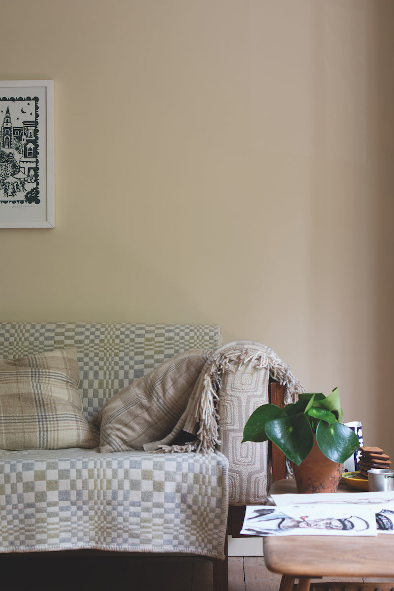 Archive Collection: Orange Coloured White No. W5
